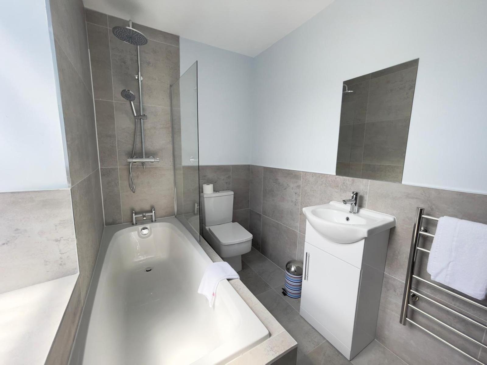 Apartment Serenity By Sasco Blackpool